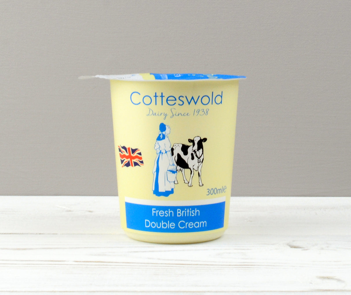 Cotteswold Fresh British Double Cream in a tub ready for Home Delivery