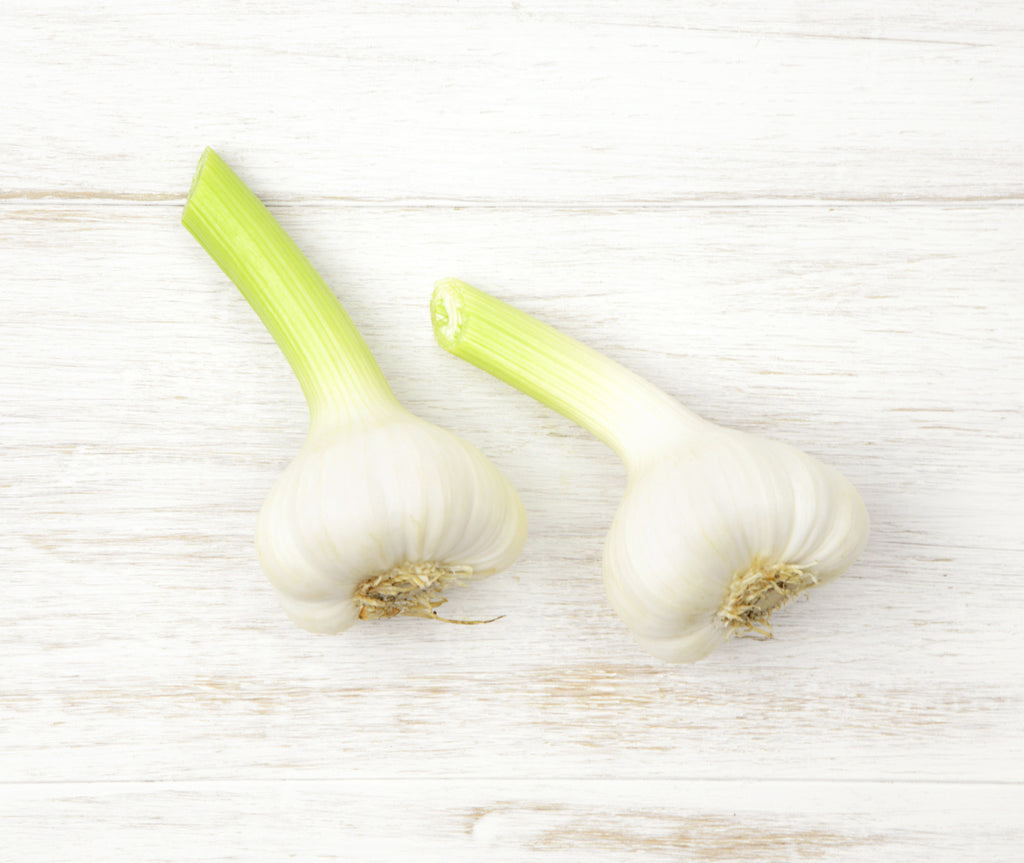 Two hand-picked Garlic bulbs locally sourced and perfect for your customised Vegetable Box